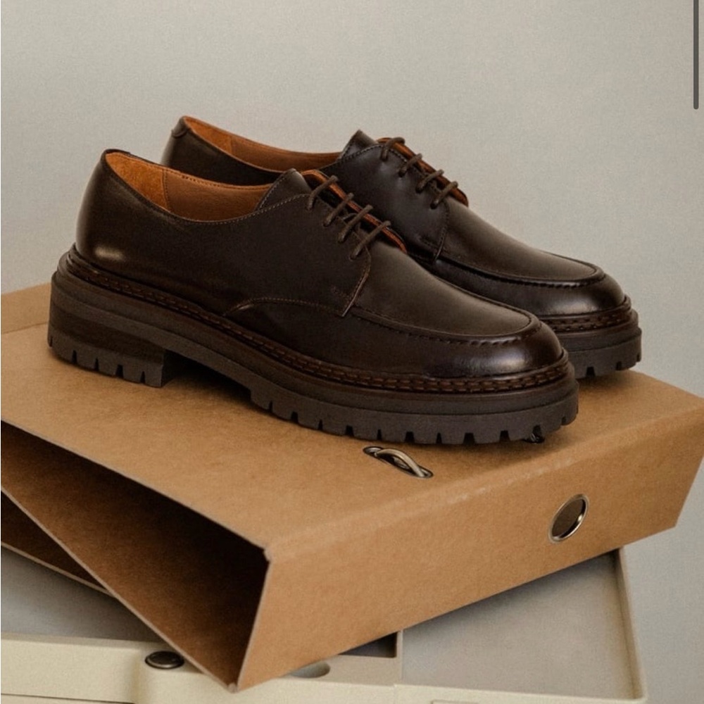 Bobbies April shoes
